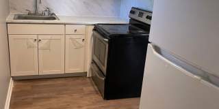 Renovated One Bedroom Duplex Gallery 11