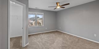 1052 Mica Lamp Ct Gallery 21