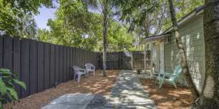 519 S M Street unit: 2 Back Gallery 1