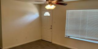 4/2 GREATYARD Move in Ready! Gallery 3