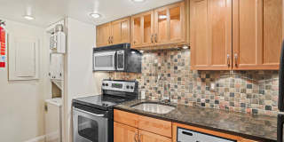 Beautiful One Bedroom in the Heart of Foggy Bottom| Water and Gas Included! Gallery 7