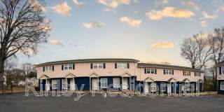 613 Key Street Gallery 1