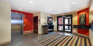 Chicago - Midway Gallery 15