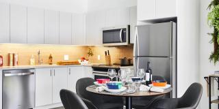 3200 Washington Gallery 31