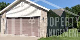 3 Bedroom 2 Car Garage Duplex in Branson Gallery 1