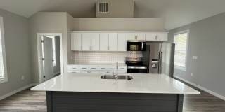 Short term lease. New Construction 4BR/4.5BA Great Location! Gallery 5