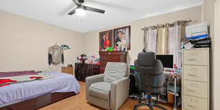 Spacious 4BR House in Orange Park Gallery 18