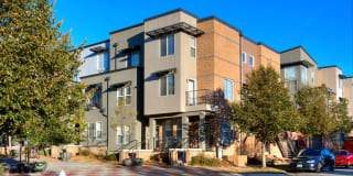 Uptown Broadway Gallery 21