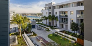 Neptune Marina Apartments Gallery 18