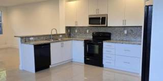 408 SW 9th Street, Fort Lauderdale, FL 33315 - 3846 Gallery 1