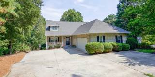 110 Sandspur Lane Gallery 1