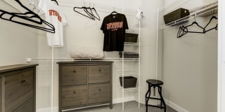 The Victor Gallery 30