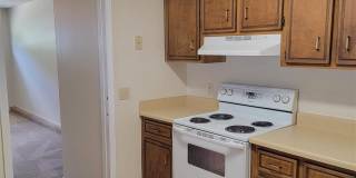 8146 Treetop Ln Gallery 5