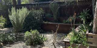 319 West Shoshone Street Gallery 23