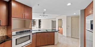 Come live in Penterra Plaza! Gallery 35