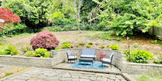 Beautifully Renovated 5 Bedroom House with Large Yard! Gallery 22