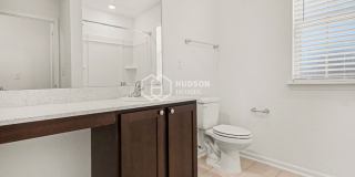 2159 Hudson Grove Gallery 19