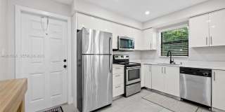 1305 SE 1st St Gallery 3