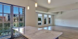 Luxury 3BR Condo | 2 Parking | A/C | Mission District! Gallery 8