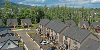 Dog-Friendly Old Trail Townhome Gallery 1