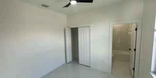 528 Raintree Street E Gallery 9