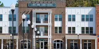 Lakeland Town Square Gallery 22