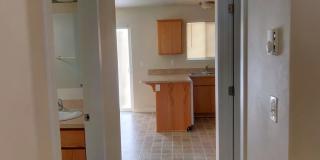 Pet Friendly town house for rent Gallery 13