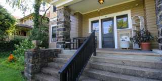 35 Panola St Gallery 16