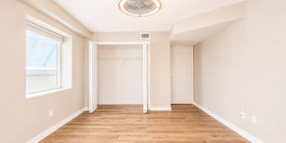 Elegance and Beachfront Condo Living Gallery 15