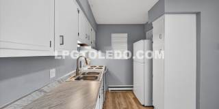 3348 Arlington Ave Gallery 1