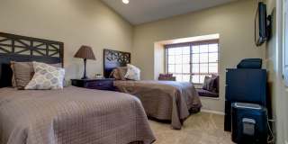 Gorgeous property in Courtside Casitas at the Racquet Club Scottsdale.   Luxury living and like being at a Resort!!! 5 Pools!!  Updated Unit!!!  This place is gorgeous!!! Gallery 15