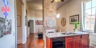 1915 Philip St. Gallery 3