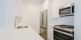 777 6th Avenue Gallery 25