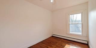 102 Elm Street Gallery 15