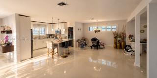 565 NE 179th Dr Gallery 4