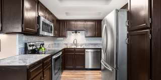 Two Master Suites + Basement 3rd Bedroom Gallery 10