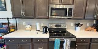 626 Noush Court, #B - Modern Garage Style Townhome Built in 2022! Gallery 10