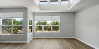 1214 W 5th Street Gallery 3