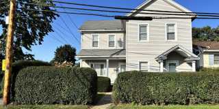 719 Saginaw Street Gallery 1