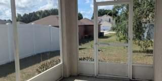 Great family home with 4 bedrooms, 2 bath Gallery 11
