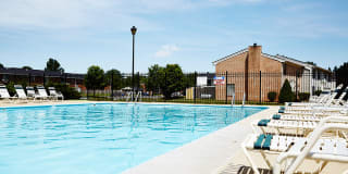 Williamsburg on The Lake Apartments of Mishawaka Gallery 7