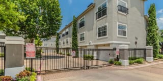 Monticello Oaks Townhomes Gallery 35