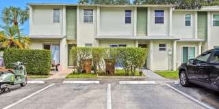 822 Crystal Lake Drive Gallery 1