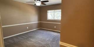 Cute 5 Bedroom 3 Bath Single Family Home Gallery 22