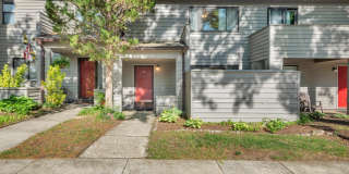 1052 CEDAR RIDGE Court Gallery 1
