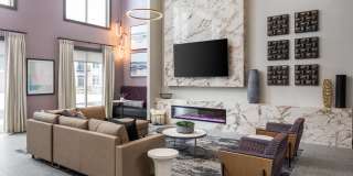 Edison at Woodbury Gallery 8