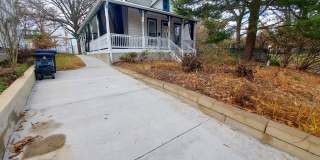 Charming and Sunlight 3BD, 1 BA in the Quaint DC Suburb of Mount Rainer, MD!!! Gallery 27