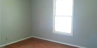 1722 Tarlton Street Gallery 9