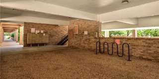 Furnished 1x1 North Campus Apartment on Guad Gallery 16