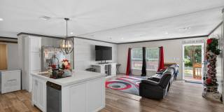 Spacious 4BR House in Hinesville Gallery 1